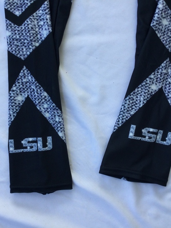 Women’s Leggings, set of 3, 2 Pop Fit, 1 LSU, Large - Picture 10 of 15